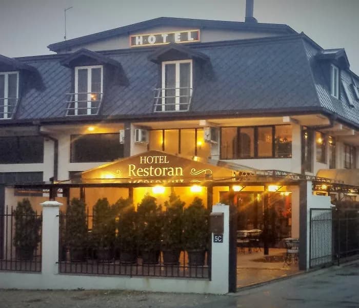 Zgrada hotela i restorana Club Topčider